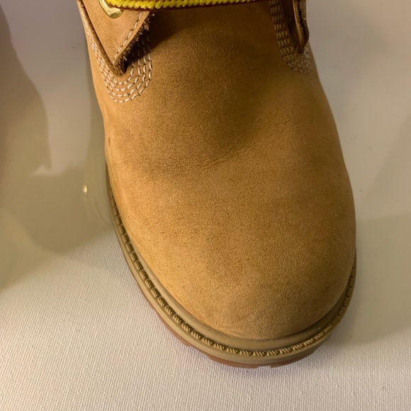 Timberland Boots - Picture 4 of 8